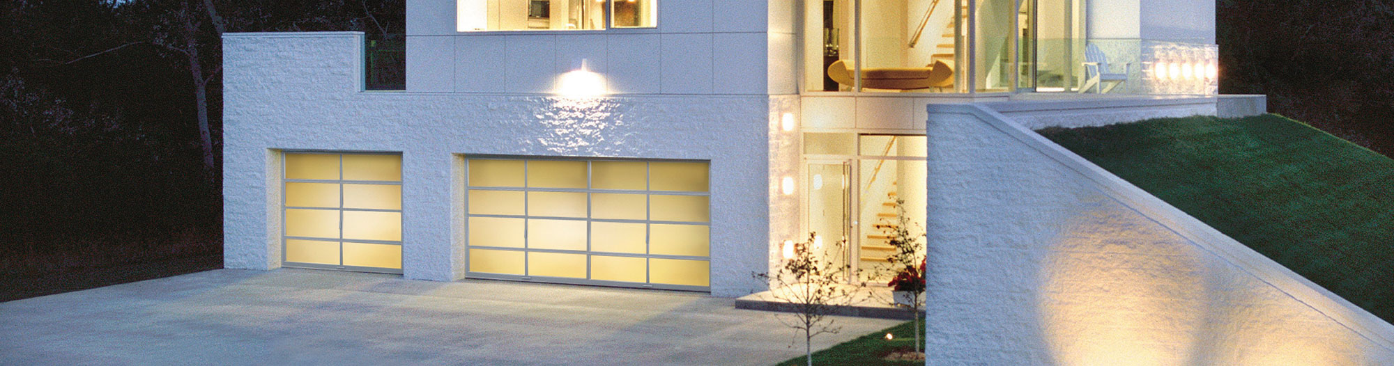901 Novak House Avante Crawford Door Sales